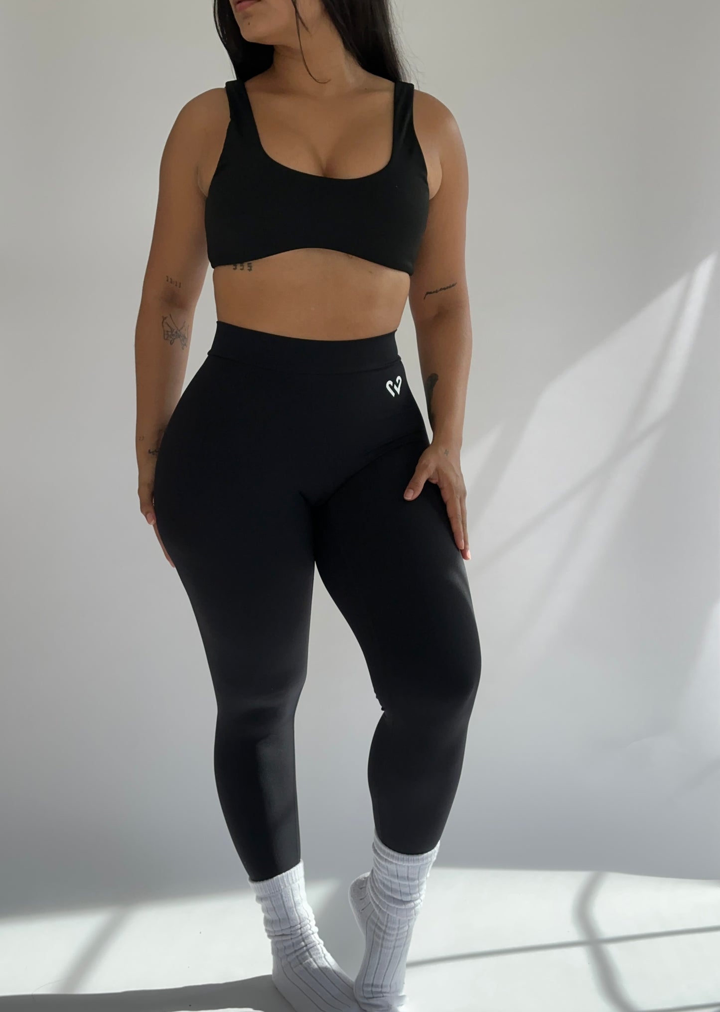 FORMMOVE LEGGINGS V SCRUNCH
