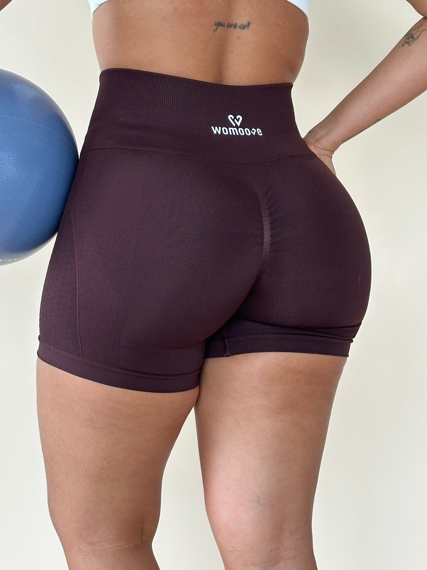 Sculptmove Seamless mid-rise shorts