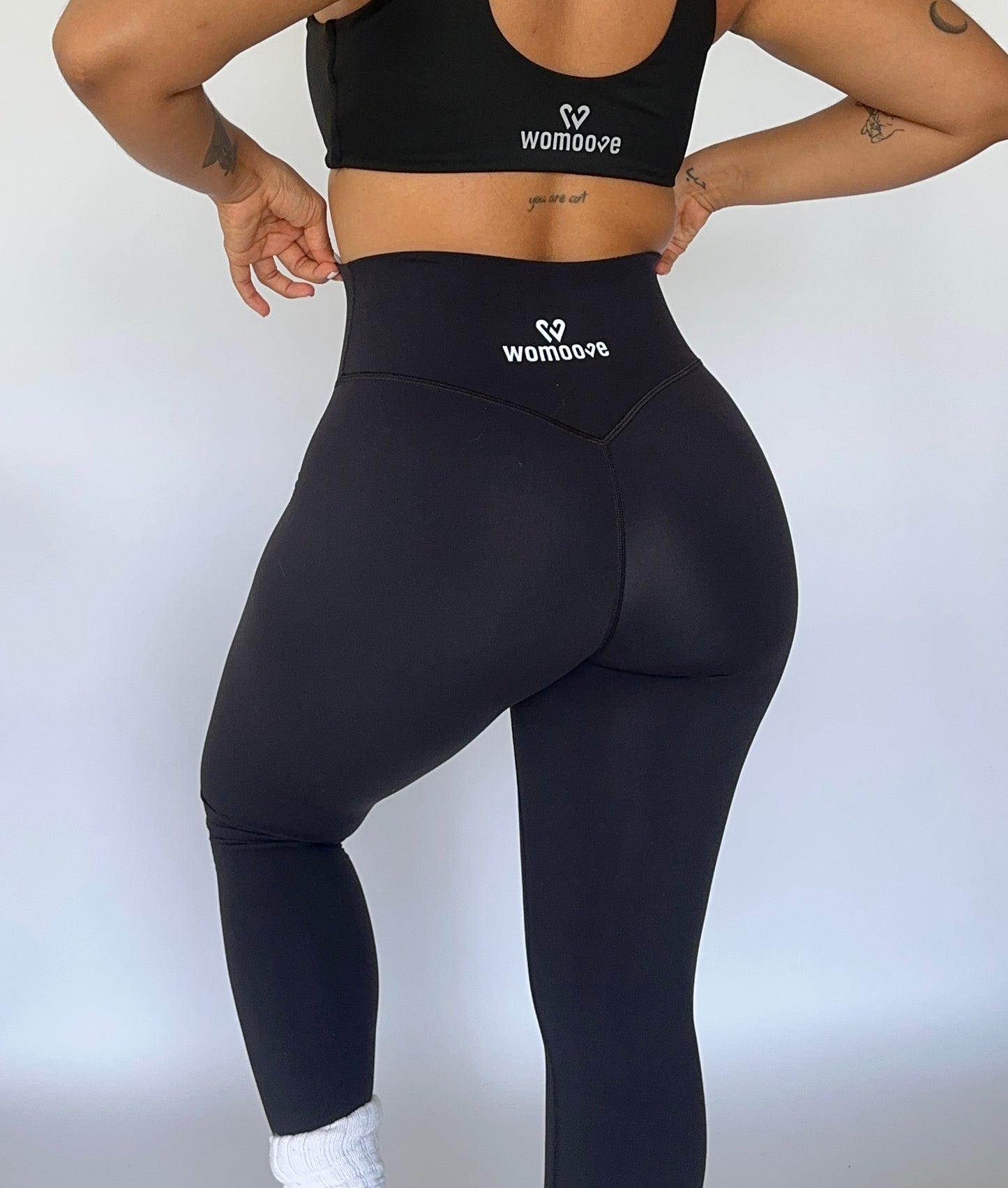 LEGGINGS ESSENTIAL SCULPT