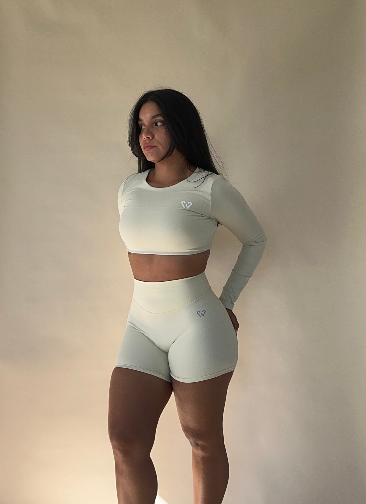 SOFTMOVE SHORTS HIGH WAISTED