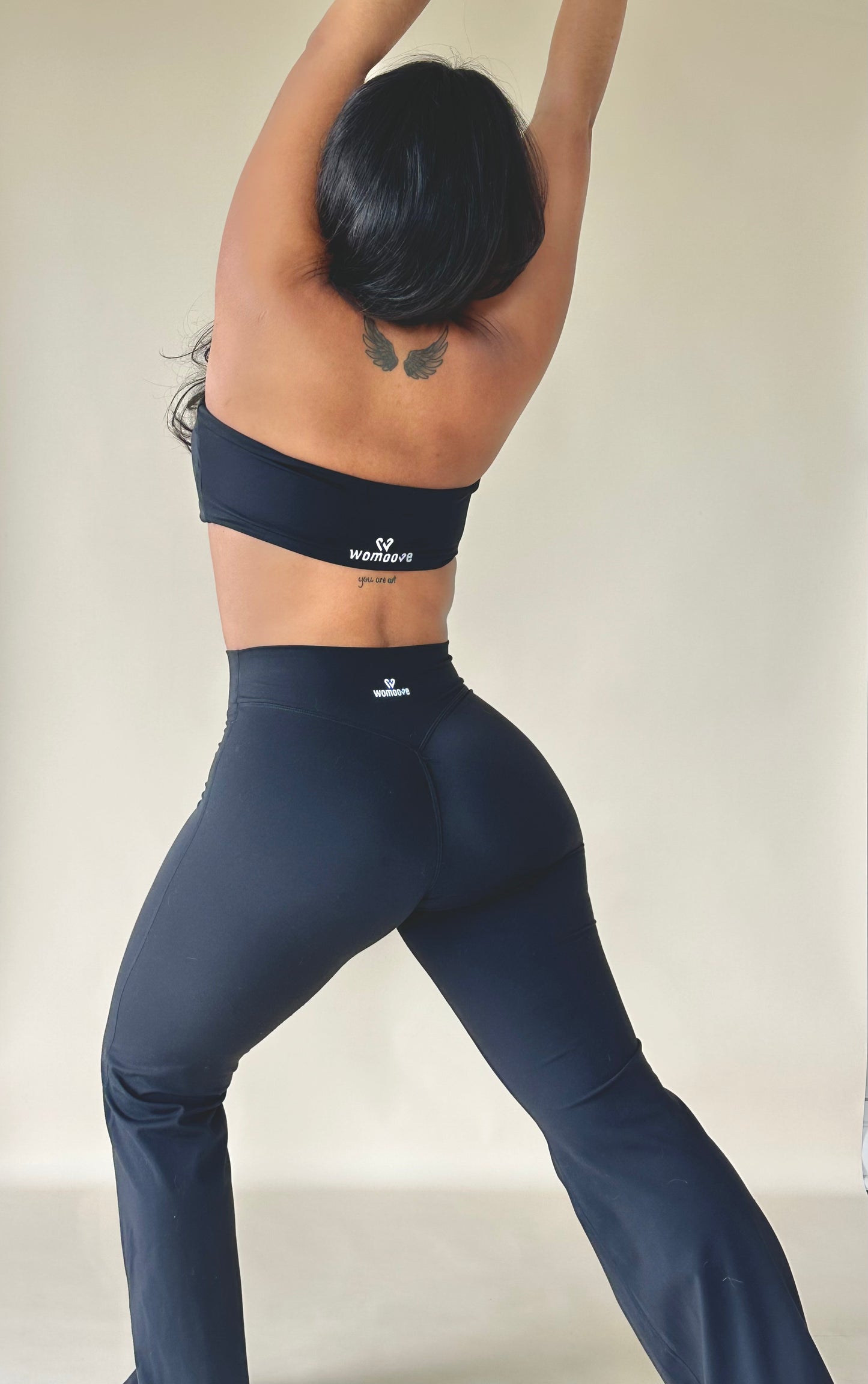 Classic high-waisted flare leggings