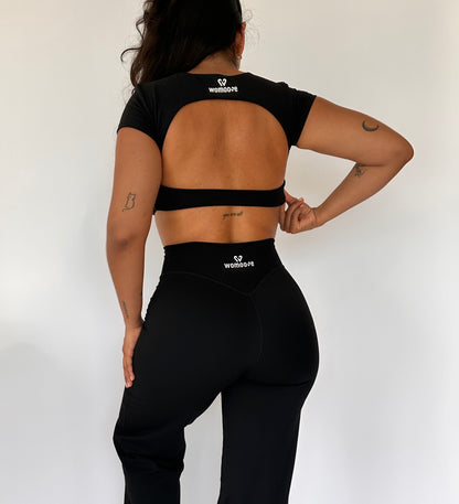 CROP TOP SHORT SLEEVE