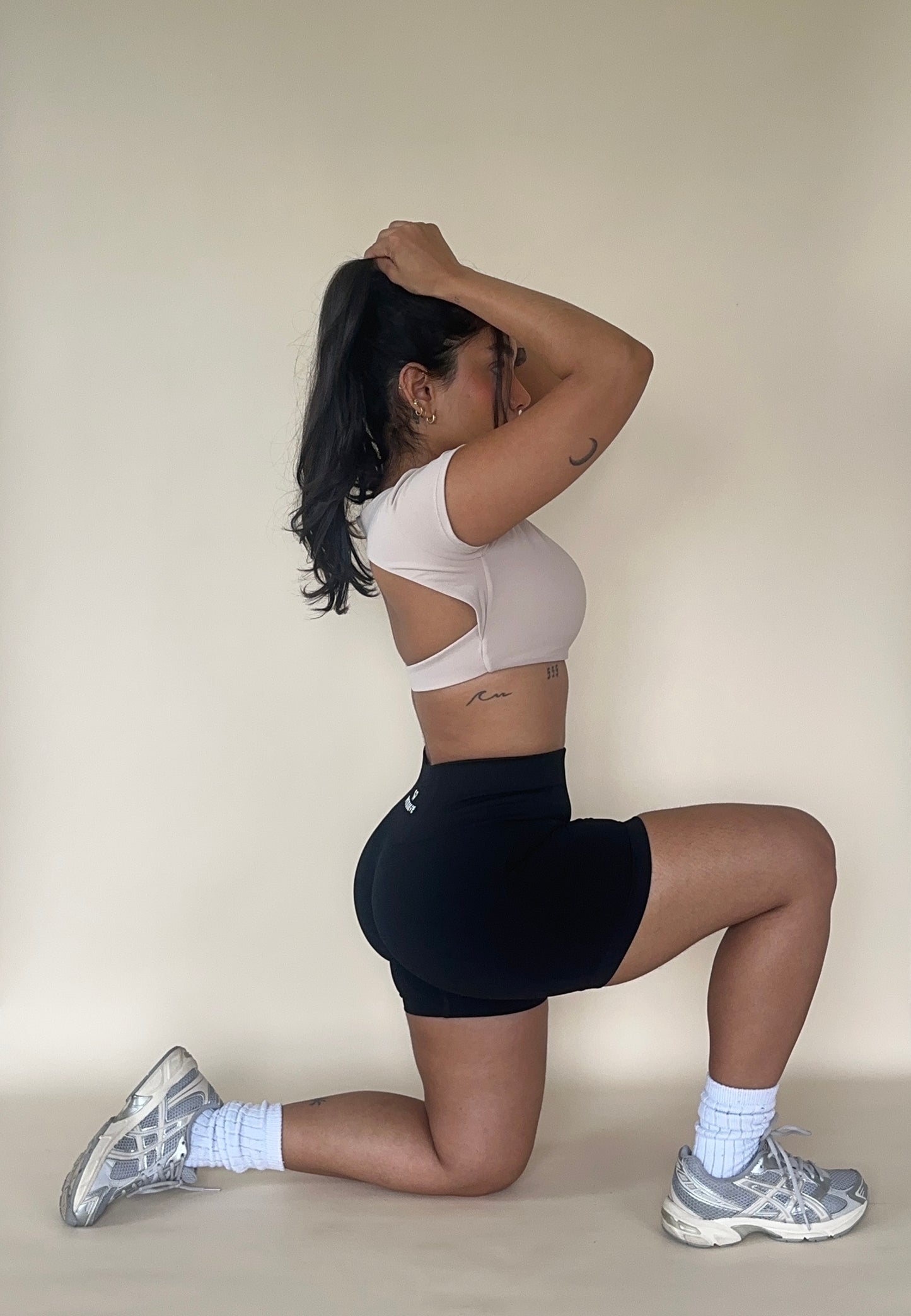 FORMMOVE-SCULPT SHORT