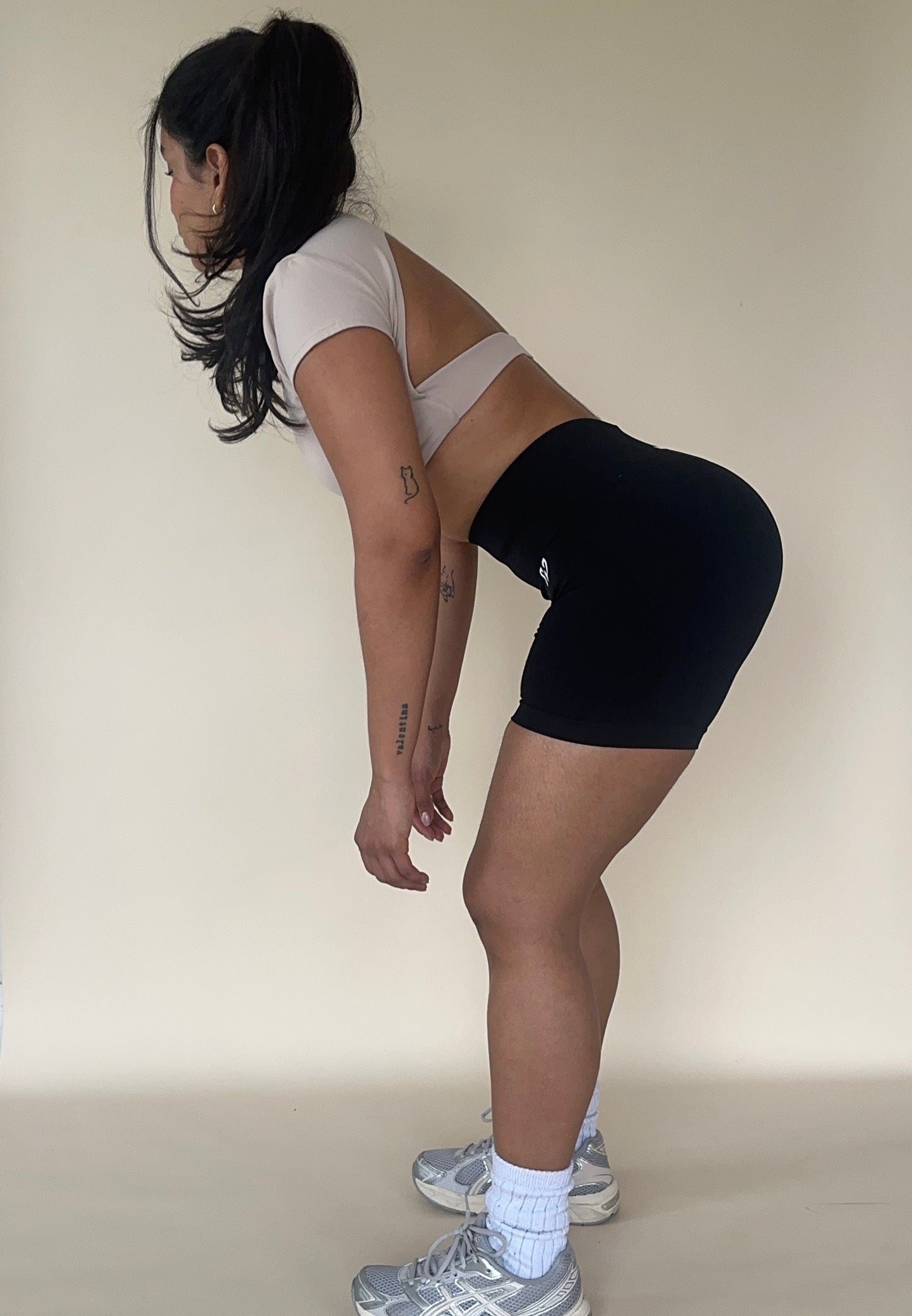 FORMMOVE-SCULPT SHORT
