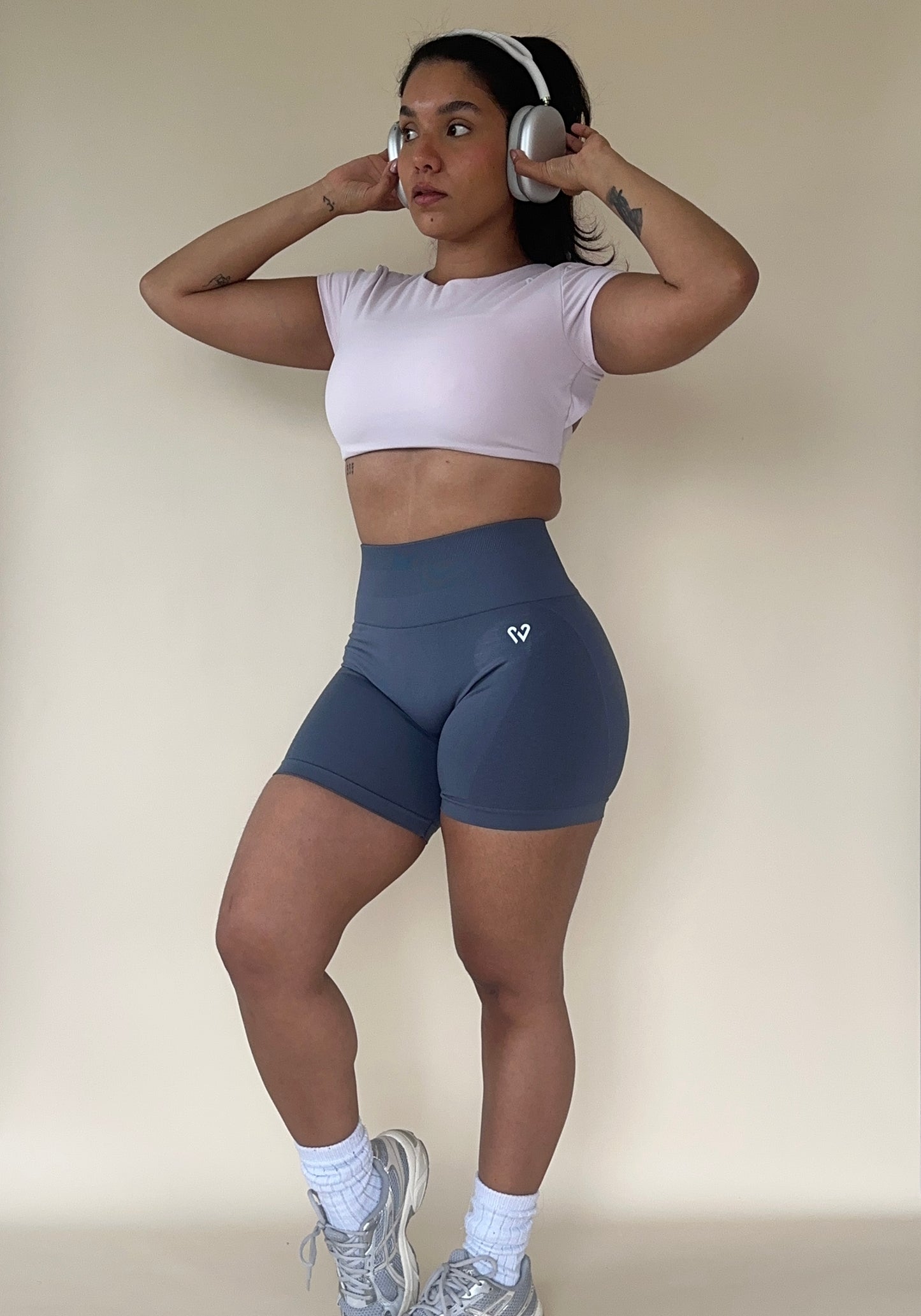 FORMMOVE-SCULPT SHORT