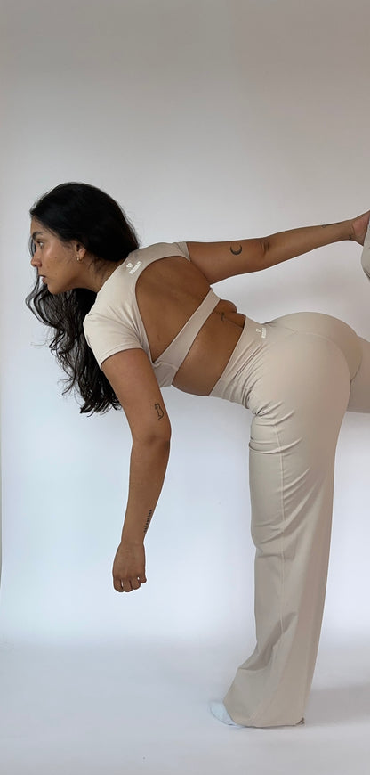 SOFTMOVE-CROP TOP SHORT SLEEVE