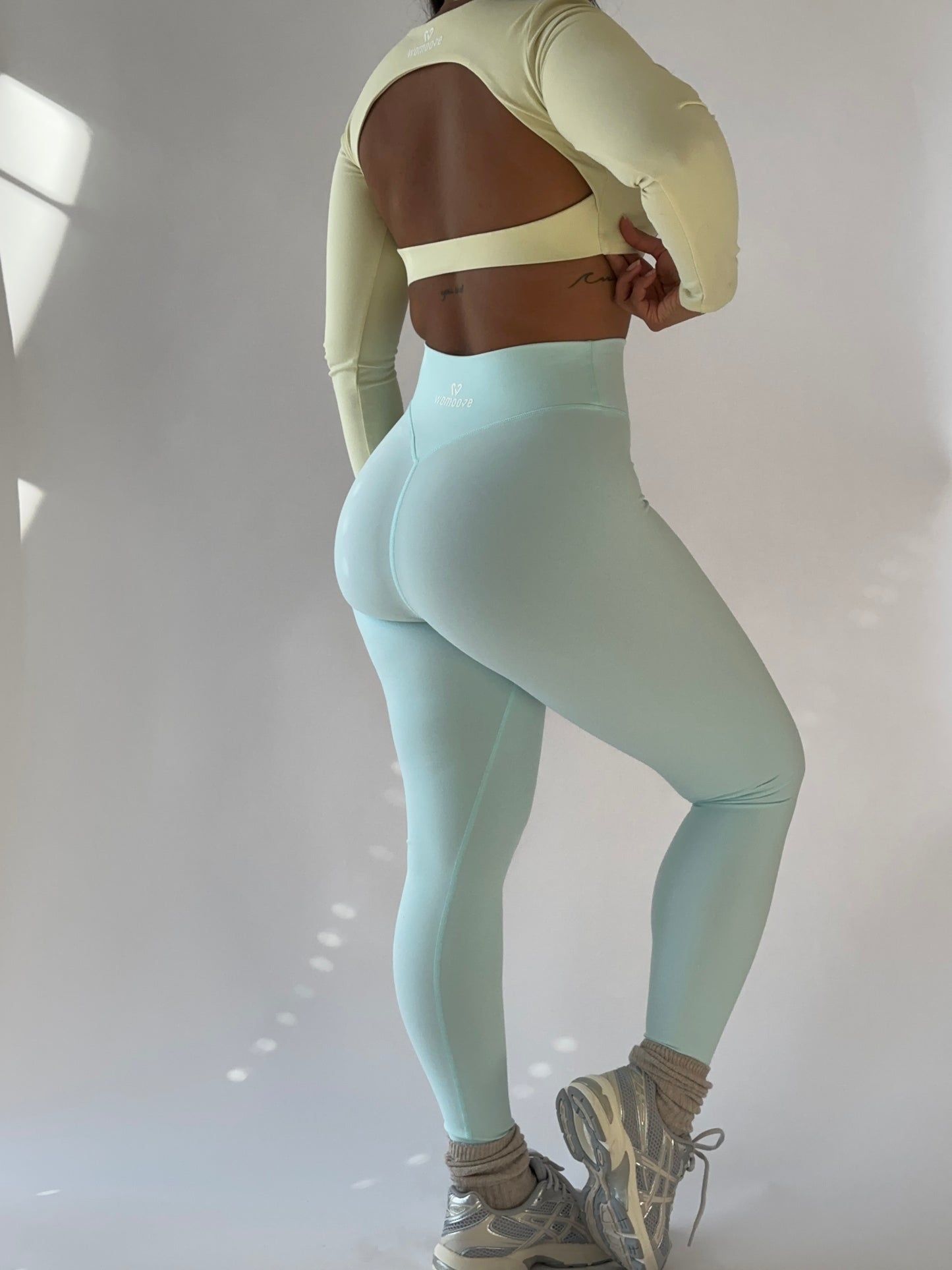 LEGGINGS ESSENTIAL SCULPT