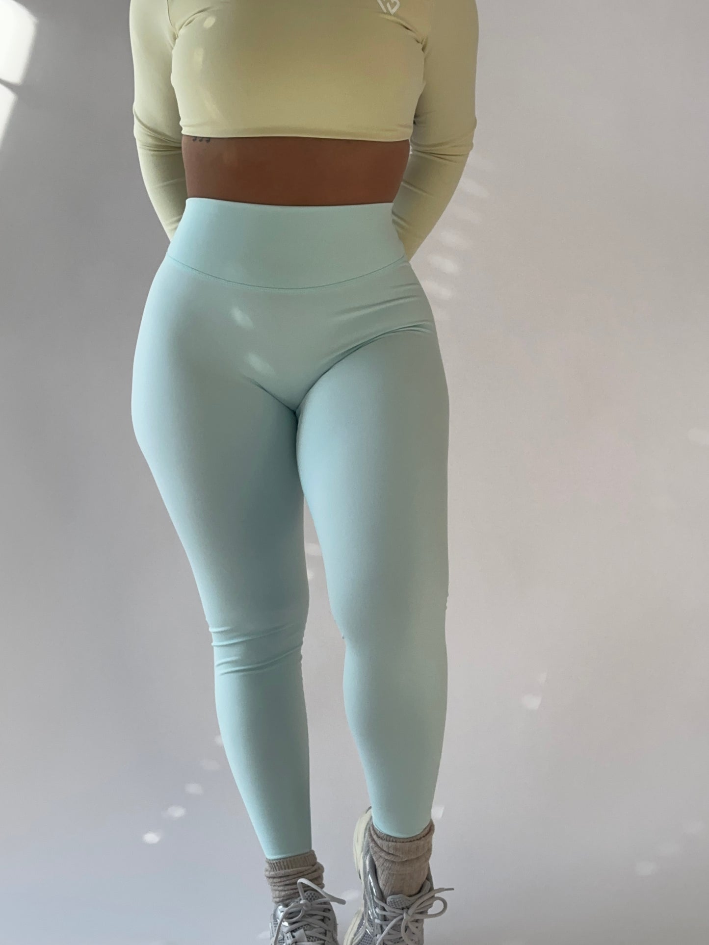 LEGGINGS ESSENTIAL SCULPT