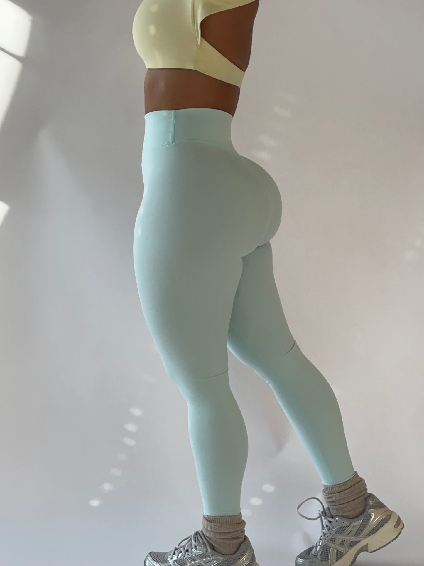 LEGGINGS ESSENTIAL SCULPT