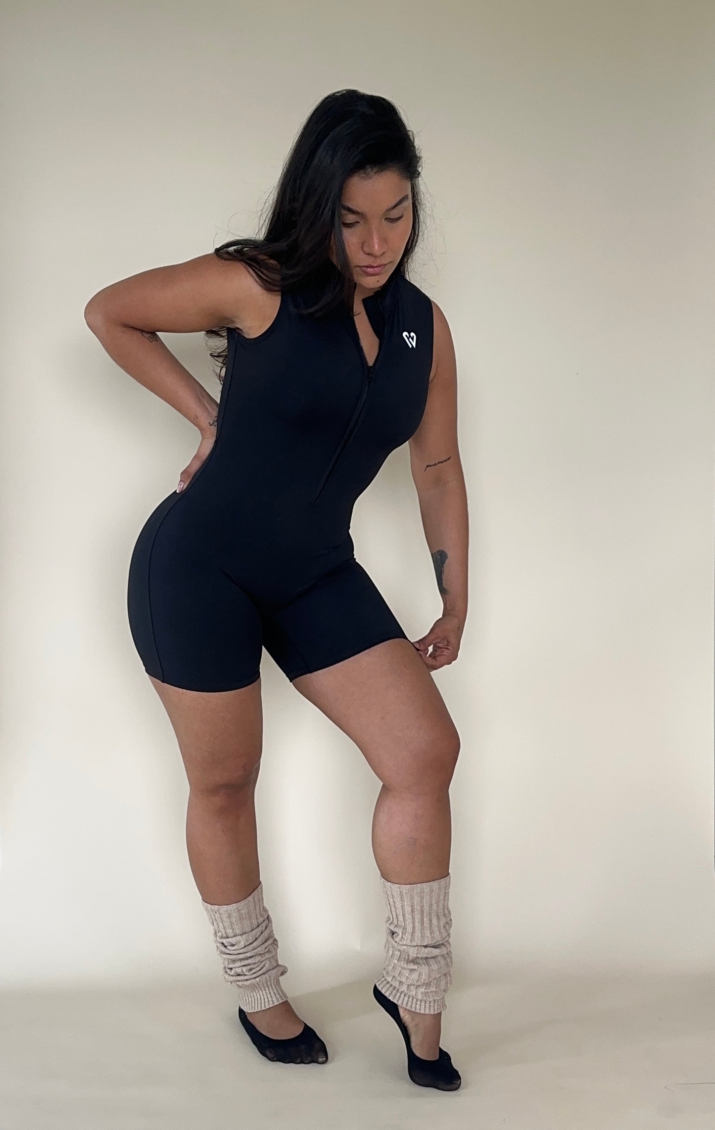 SOFTMOVE ZIP SHORT SUIT
