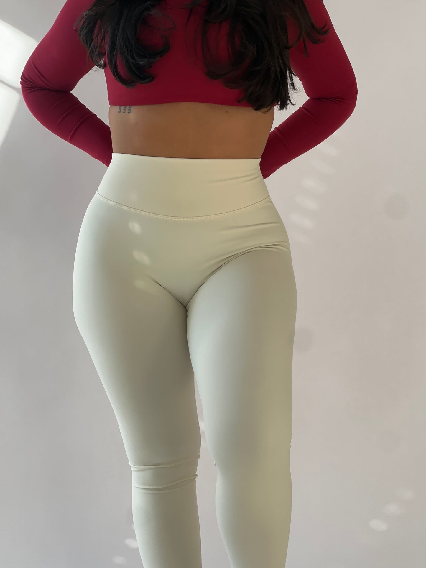 LEGGINGS ESSENTIAL SCULPT